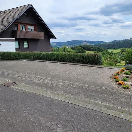 דירה Haus Weitblick מדבאך